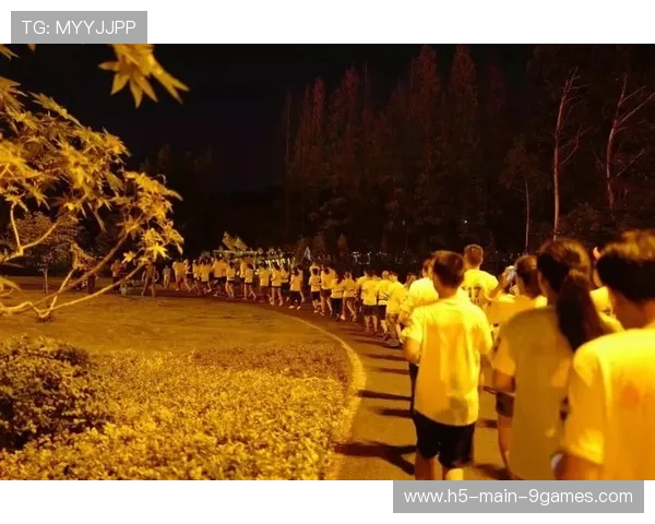 特色夜光跑比赛，燃爆城市的运动夜晚，夜光跑步